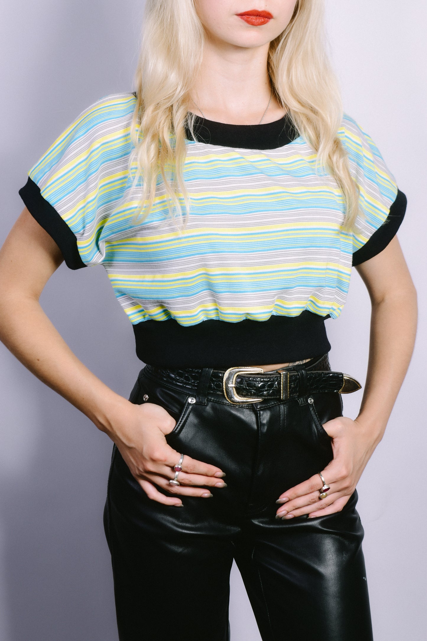 Polera rayas ringer negro